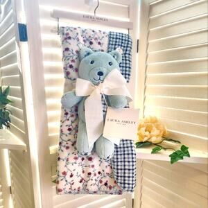 LAURA ASHLEY NEW FLORAL BLACK WITH BEAR 30 X 40